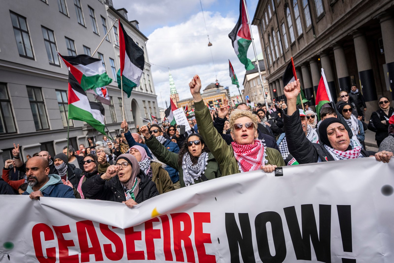83922_denmark_palestinians_protests_53914.jpg Súd v Izraeli nariadil ukončiť generálny štrajk, vyvolali ho ďalšie úmrtia rukojemníkov