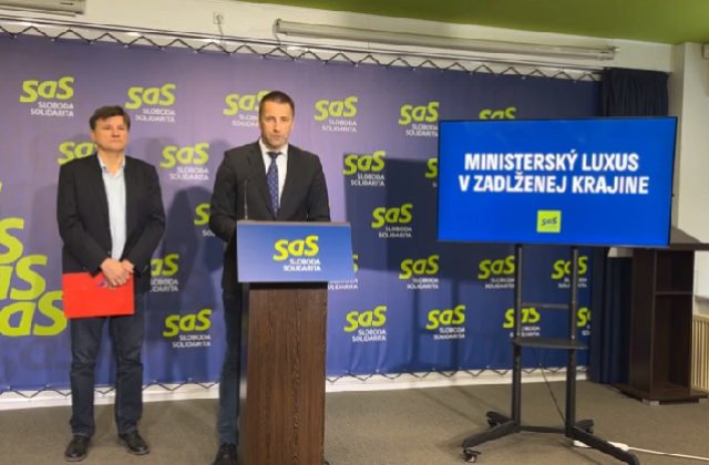 85606_sas-2-640x420.jpg Prenájom lukratívneho sídla pre Keketiho ministerstvo je exemplárny príklad rozhadzovania financií, tvrdí Viskupič (video)