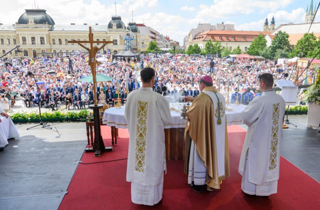89902_64a555dc516d7362095947-640x420.jpg Na podujatia projektu Rok kresťanskej kultúry poputuje 250-tisíc eur, cieľom je spájať kresťanov