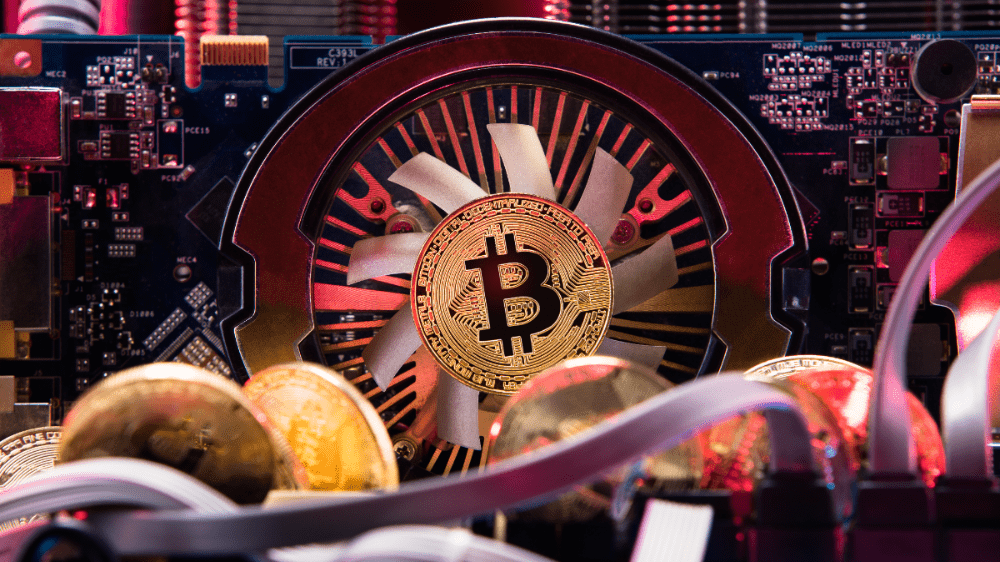 Bitcoin momentálne ťažia hlavne veľkí hráči, ktorí môžu zneužiť svoju moc. Hrozí útok 51 %? Bitcoin momentálne ťažia hlavne veľkí hráči, ktorí môžu zneužiť svoju moc. Hrozí útok 51 %?