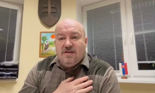 Odstránenie nepohodlného? Facebook zrušil aj Huliakov osobný účet! Ten tvrdo reaguje