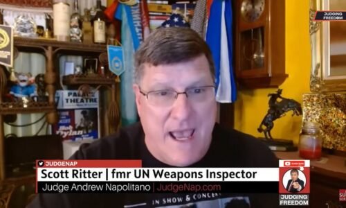 Scott Ritter: Ak bude Západ naďalej spomínať jadrové útoky z Ruska, dostane ich