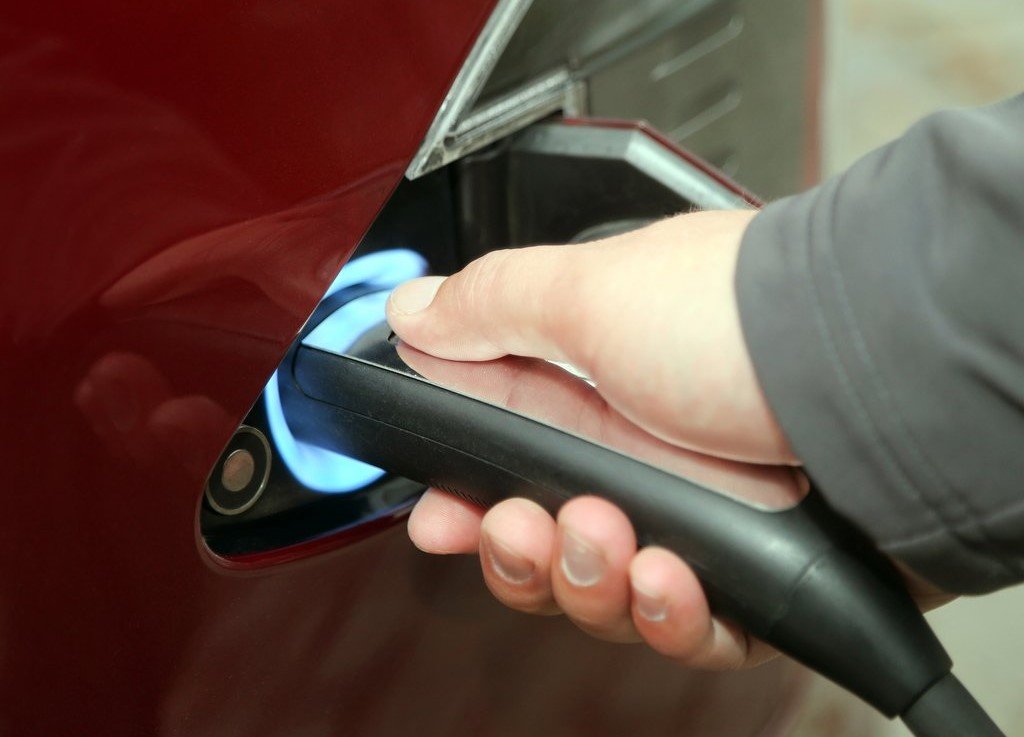 To je bomba, najvýkonnejšia nabíjačka elektromobilov bude v Bratislave! To je bomba, najvýkonnejšia nabíjačka elektromobilov bude v Bratislave!