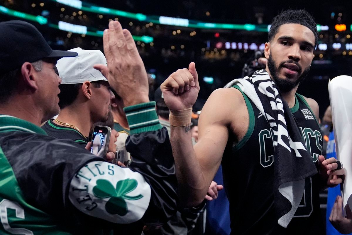NBA: Boston to zvládol, tretíkrát po sebe je vo finále konferencie