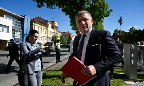 KOMENTÁŘ: Jak zachránit slovenskou společnost? Ficovi lidé musí začít u sebe