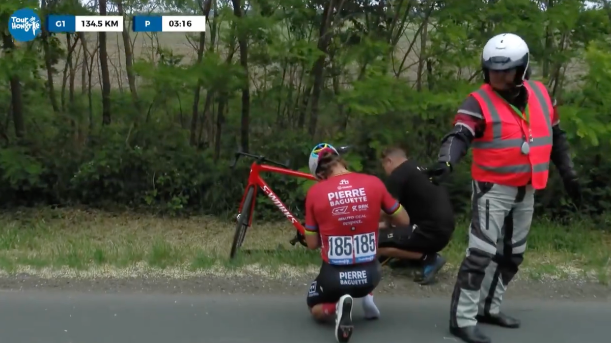 VIDEO Takto si návrat nepredstavoval. Peter Sagan spadol na pretekoch Okolo Maďarska