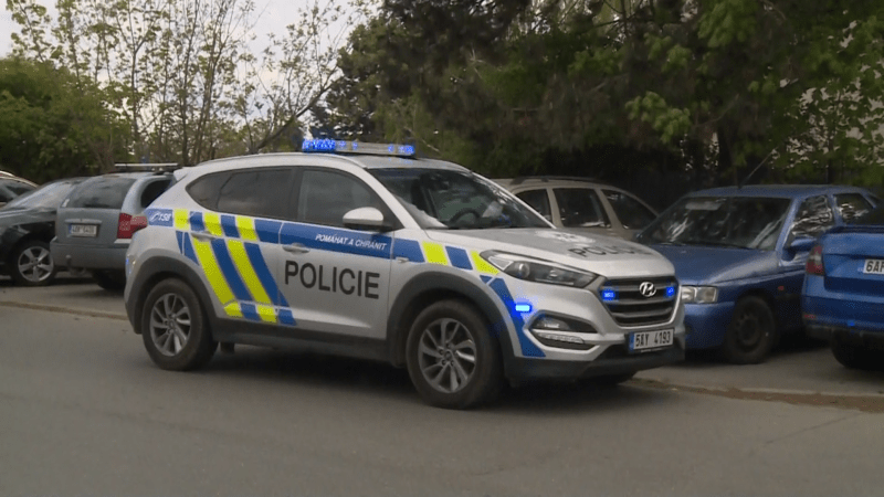 Vystřílím školu, hrozil agresor ve škole na Semilsku přes QR kódy. Policie zasáhla okamžitě Vystřílím školu, hrozil agresor ve škole na Semilsku přes QR kódy. Policie zasáhla okamžitě