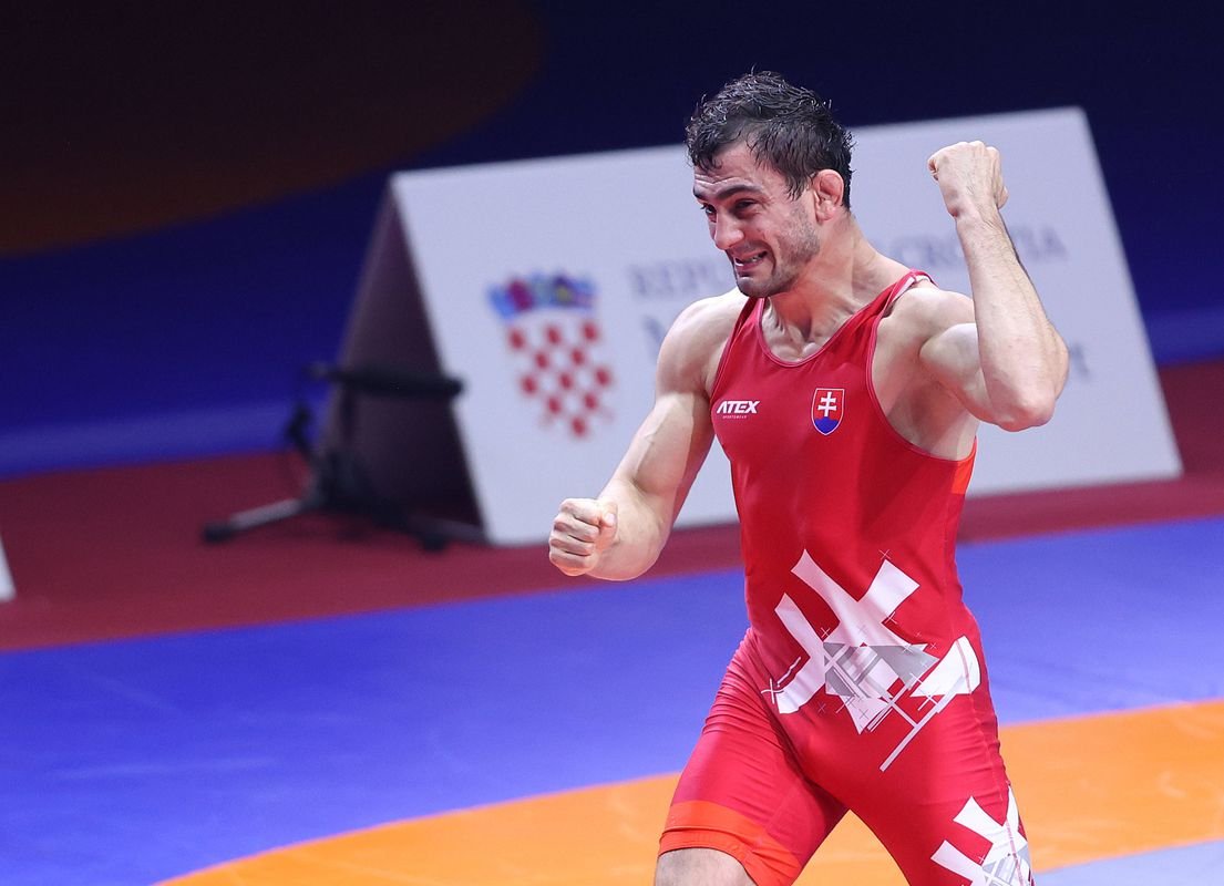 Slovensko má ďalšiu miestenku na OH v Paríži! Získal ju zápasník Tajmuraz Salkazanov