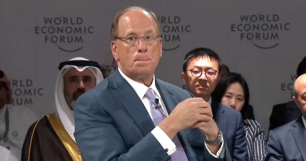 VIDEO: Šéf globálnej gigafirmy „BlackRock“ Larry Fink vyhlásil, že krajiny s klesajúcou pôrodnosťou budú ľahšie nahrádzať ľudí strojmi VIDEO: Šéf globálnej gigafirmy „BlackRock“ Larry Fink vyhlásil, že krajiny s klesajúcou pôrodnosťou budú ľahšie nahrádzať ľudí strojmi