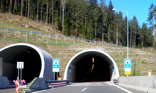 NDS pokračuje v jarnej údržbe diaľničných tunelov