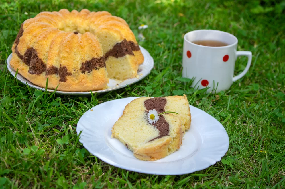 Hrnčeková olejová bábovka – recept ako od babičky Hrnčeková olejová bábovka – recept ako od babičky