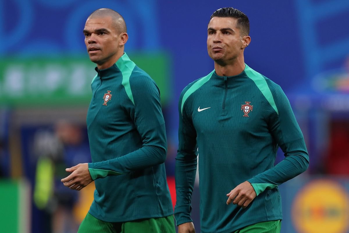 Hral už pri gréckom zázraku. Cristiano Ronaldo a Pepe vstúpili proti Česku do dejín Hral už pri gréckom zázraku. Cristiano Ronaldo a Pepe vstúpili proti Česku do dejín