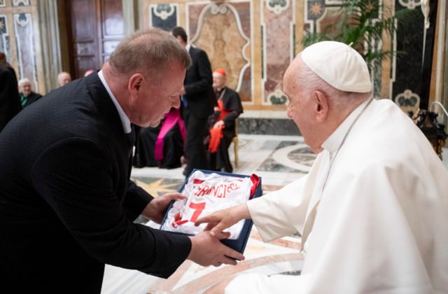 116974_01939_22062024-640x420.jpg Ako využívať umelú inteligenciu na lepší život, starostlivosť o prírodu a mier vo svete