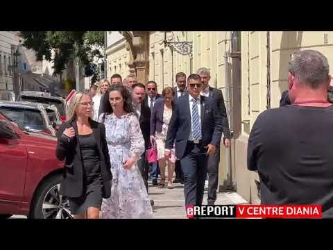 Prezident Peter Pellegrini prichádza do Poslaneckej snemovne parlamentu Českej republiky