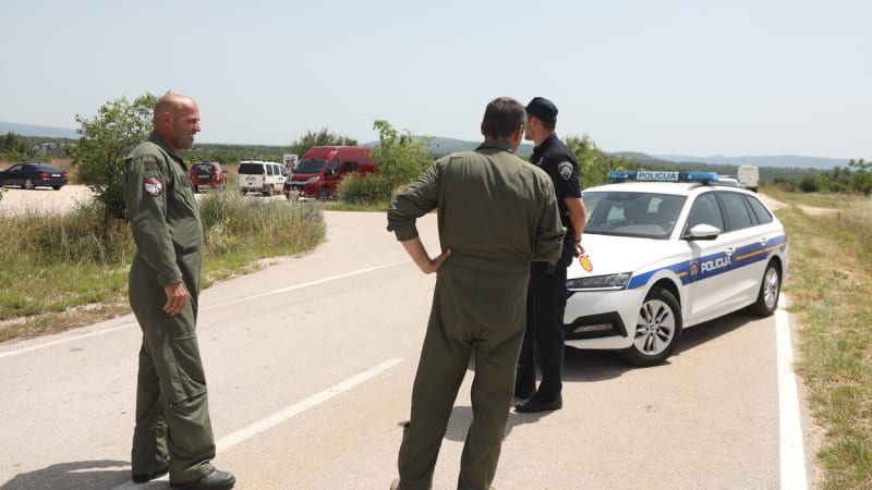 Dítě leželo vedle auta. Svědek popsal chvíle po tragickém výbuchu auta s Čechy v Chorvatsku