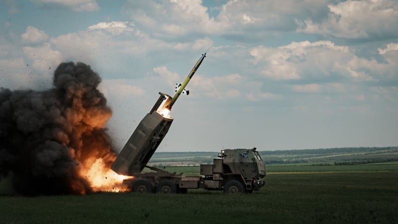 Ukrajinci opět pálili na Rusko zbraněmi z USA. Obávaný raketomet měl zabít několik vojáků Ukrajinci opět pálili na Rusko zbraněmi z USA. Obávaný raketomet měl zabít několik vojáků