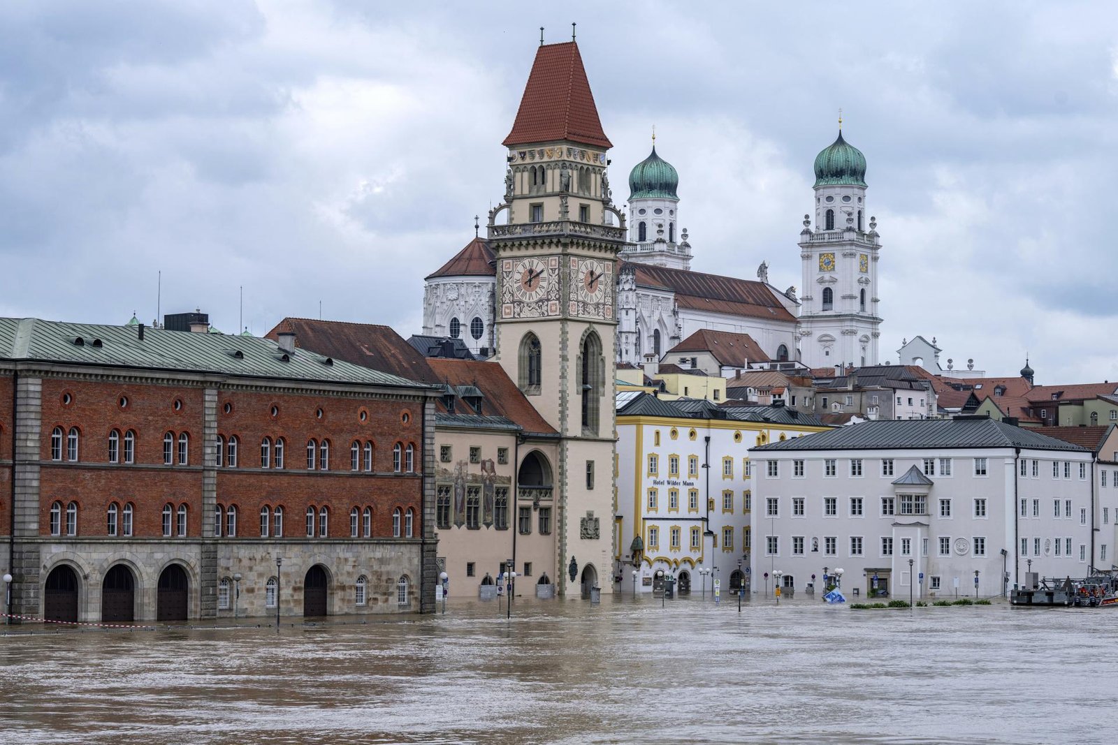 Povodne v Nemecku majú päť obetí, v Passau rýchlo stúpa hladina Dunaja Povodne v Nemecku majú päť obetí, v Passau rýchlo stúpa hladina Dunaja