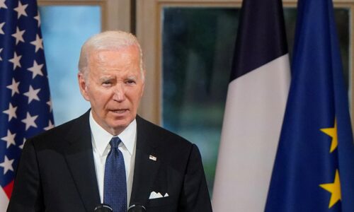 USA stoja pevne na strane Ukrajiny, povedal Biden. Putin sa nezastaví, varoval