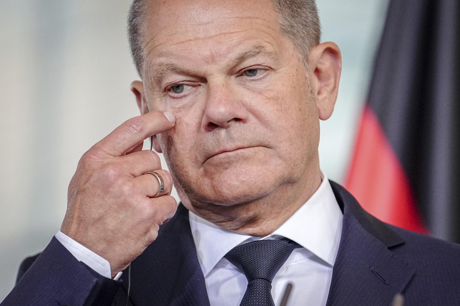 Nemecký kancelár Scholz uznal slabý výsledok vládnych strán v eurovoľbách