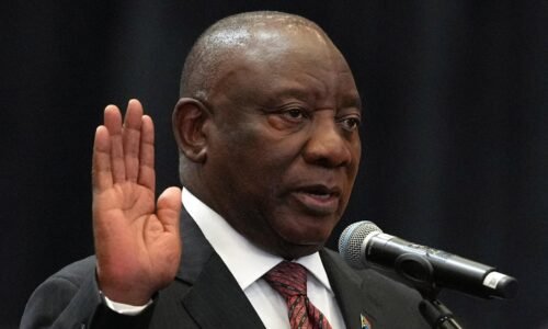 Cyril Ramaphosa bude v 71 rokoch opäť prezidentom Juhoafrickej republiky