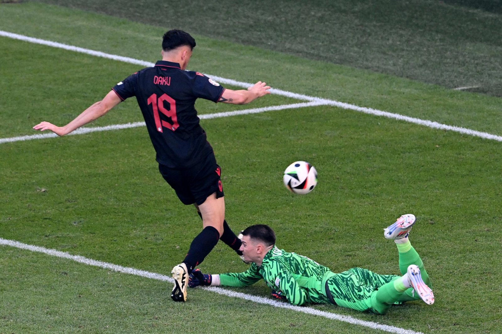 EURO 2024: Albánsky útočník Daku dostal dvojzápasový dištanc EURO 2024: Albánsky útočník Daku dostal dvojzápasový dištanc