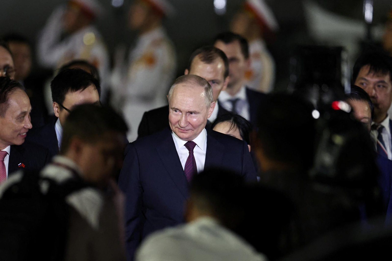 Putin dorazil do Vietnamu, predtým podpísal dohodu s KĽDR Putin dorazil do Vietnamu, predtým podpísal dohodu s KĽDR