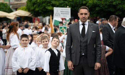Gyimesi György: Neexistuje nič podstatnejšie ako radosť, šťastie a zdravie našich detí. Všetko najlepšie ku dňu detí Semmi sem fontosabb mint a gyermekeink öröme, boldog…