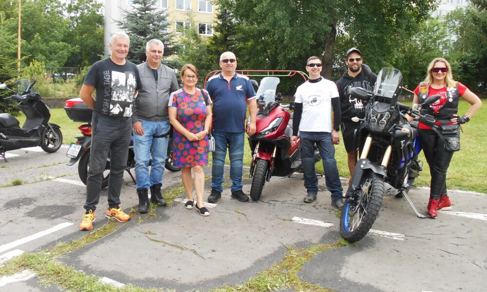 Humenné:  MŠ Třebíčska  Deň otcov  vojaci a motorkári