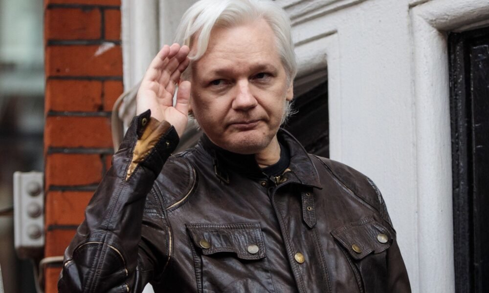Eduard Chmelár: UTAJOVANIE VOJNOVÝCH ZLOČINOV SA NESMIE STAŤ NORMOU

Julian Assange je po dvanástich rokoch slobodný. Ľudskoprávne organizácie jasajú, bojovníci za jeho pre…