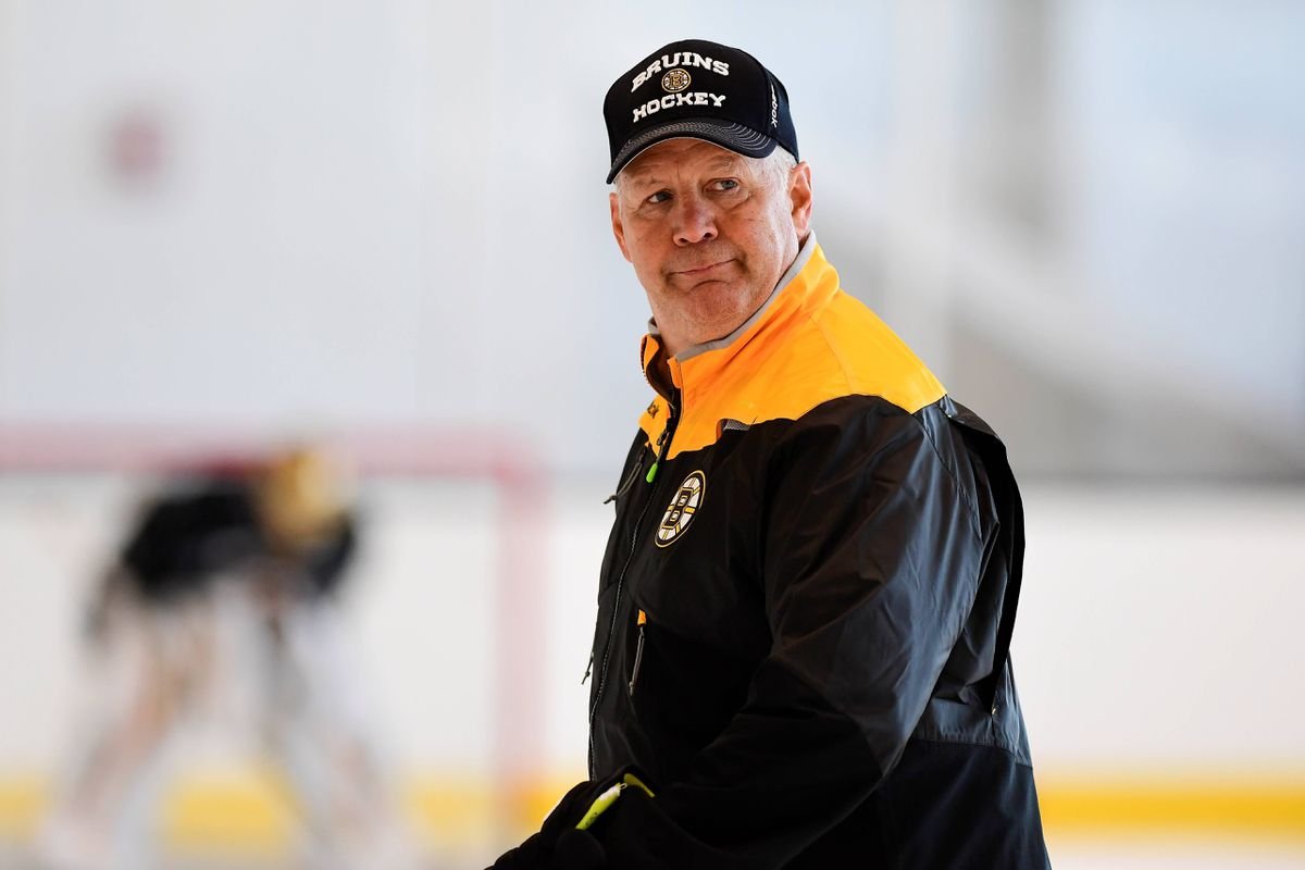 Viedol Cháru pri zisku Stanley Cupu. Skúsený tréner má nového zamestnávateľa