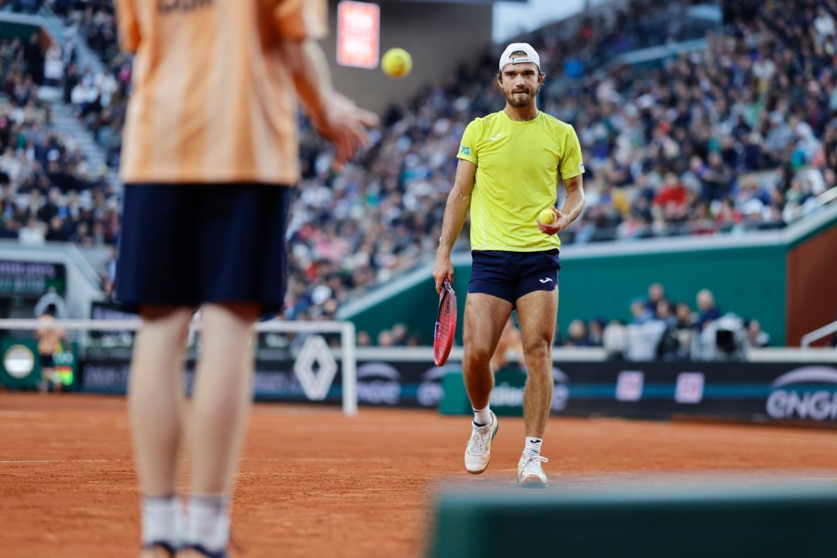 Roland Garros: Český tenista počas zápasu nakričal na trénera: Nedostaneš žiadne peniaze