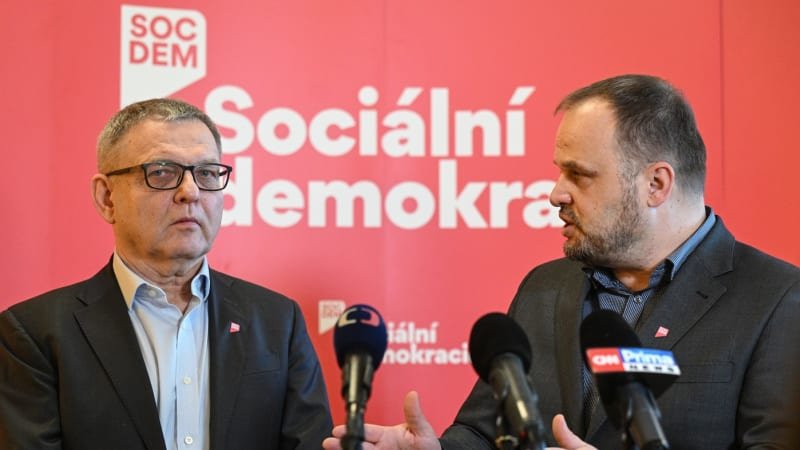 KOMENTÁŘ: Klinická smrt SOCDEM? Kandidátka do voleb v duchu kočkopsa moc nezabrala KOMENTÁŘ: Klinická smrt SOCDEM? Kandidátka do voleb v duchu kočkopsa moc nezabrala