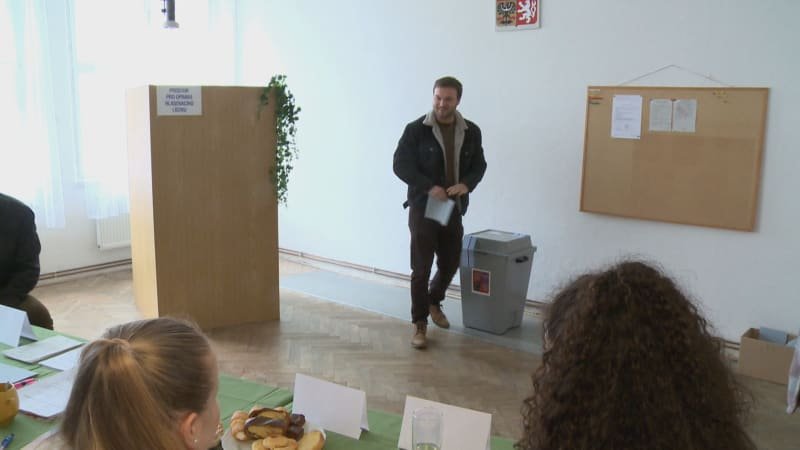 Chystáte se v eurovolbách kroužkovat? Odborník popsal, jak správně uplatnit preferenční hlas Chystáte se v eurovolbách kroužkovat? Odborník popsal, jak správně uplatnit preferenční hlas