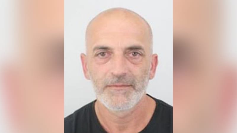 Muž z Trutnovska si vyšel na srnce, od té doby je nezvěstný. Vrtulník po něm pátral marně Muž z Trutnovska si vyšel na srnce, od té doby je nezvěstný. Vrtulník po něm pátral marně
