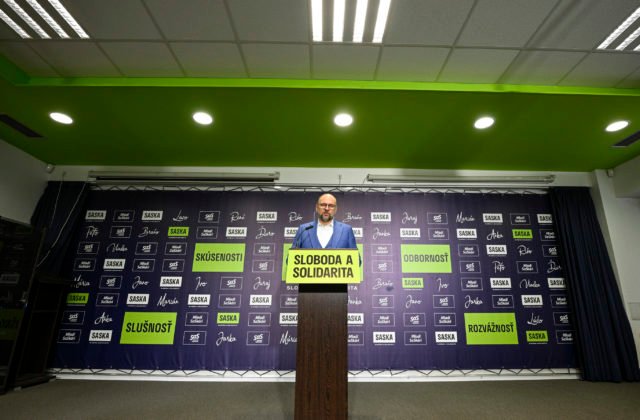 92537_richard-sulik-640x420.jpg Sulík nepovažuje strašenie vystúpením z EÚ za správne, bojovať v eurovoľbách treba programom (video)