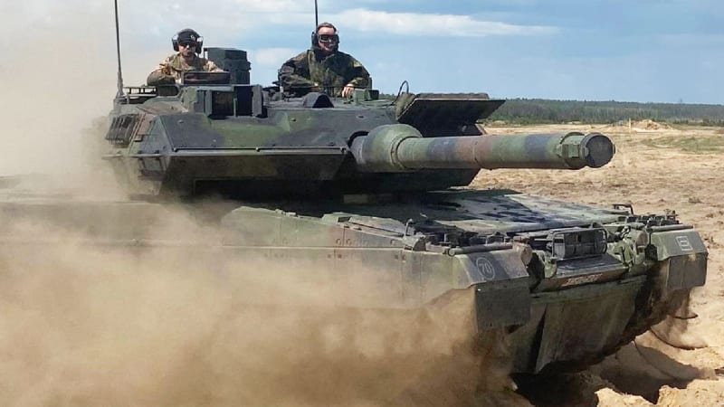 Ministerstvo obrany podepsalo dohodu o nákupu tanků Leopard. Za 52 miliard dostane 77 obrněnců Ministerstvo obrany podepsalo dohodu o nákupu tanků Leopard. Za 52 miliard dostane 77 obrněnců