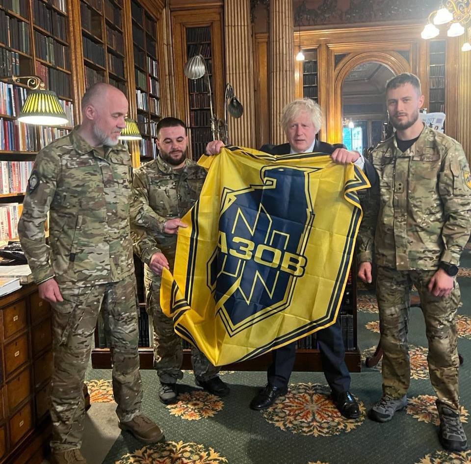 USA nenašli nič zlé na ďalších nacistoch a rušia zákaz vyzbrojovania “azovákov” USA nenašli nič zlé na ďalších nacistoch a rušia zákaz vyzbrojovania “azovákov”