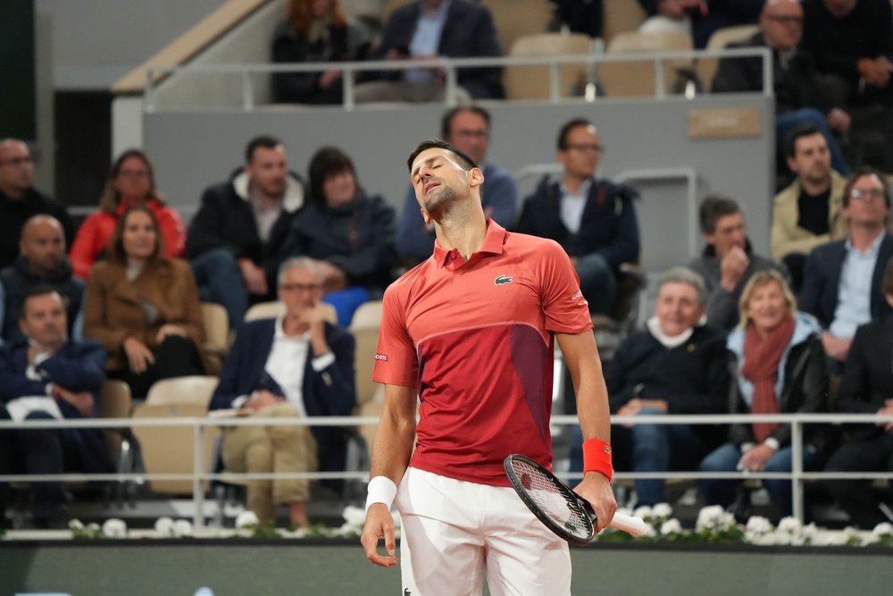 Šok na Roland Garros. Je koniec. Djokovič odstupuje! Šok na Roland Garros. Je koniec. Djokovič odstupuje!