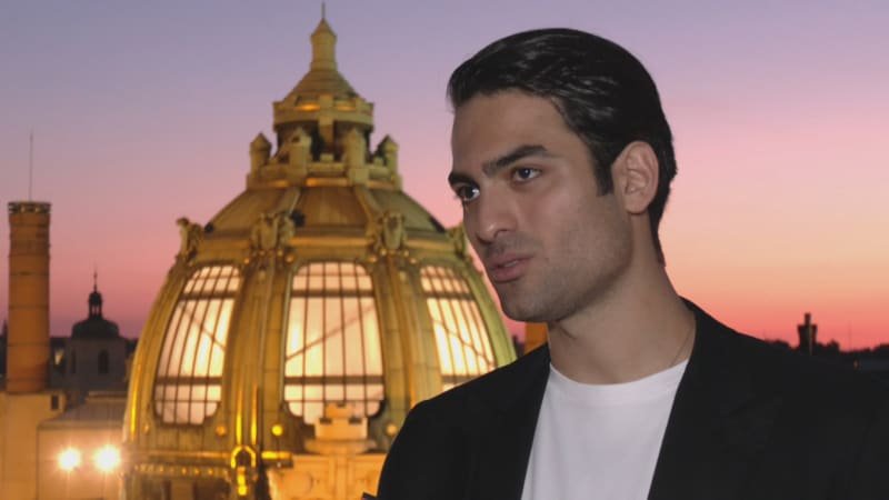 Zpěvák Matteo Bocelli promluvil exkluzivně o hudebních začátcích. Slíbil brzký návrat do Česka Zpěvák Matteo Bocelli promluvil exkluzivně o hudebních začátcích. Slíbil brzký návrat do Česka