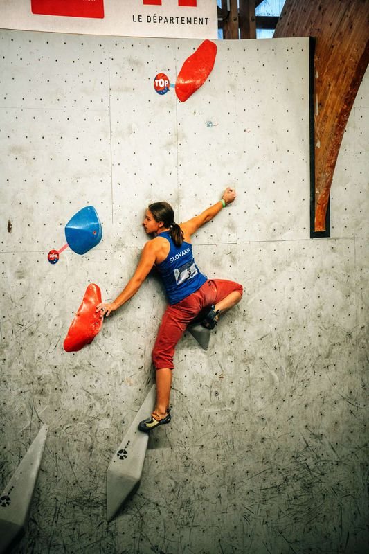 Športové lezenie: Martina Buršíková nepostúpila v Budapešti do semifinále