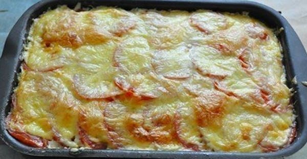 Zapečený cuketový „BAŠAVEL“ z jedného pekáča od našej babky Imrišky: S mletým mäsom, syrom a paradajkami chutí božsky! Zapečený cuketový „BAŠAVEL“ z jedného pekáča od našej babky Imrišky: S mletým mäsom, syrom a paradajkami chutí božsky!