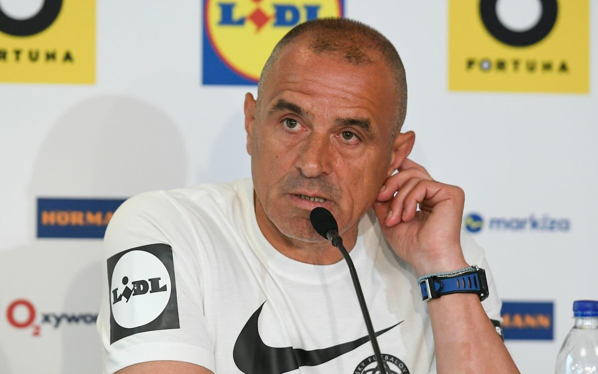 Posvietili si na trénerov a zostavili hodnotenie. Calzona skončil medzi poslednými Posvietili si na trénerov a zostavili hodnotenie. Calzona skončil medzi poslednými