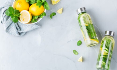 Je vynikajúcim doplnkom vody. V horúcich dňoch poskytuje osvieženie a podporuje trávenie