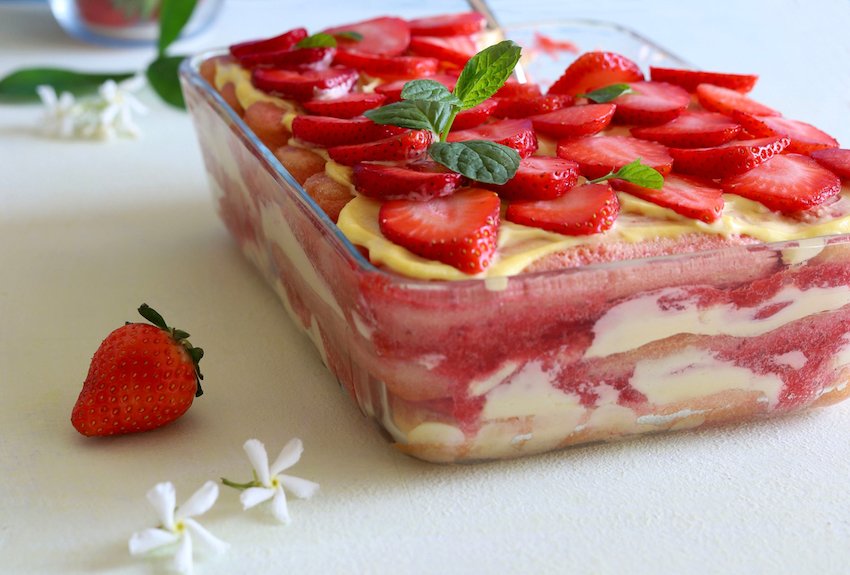 Talianska verzia dezertu s jahodami. Jednoduchý recept na jahodové tiramisu Talianska verzia dezertu s jahodami. Jednoduchý recept na jahodové tiramisu