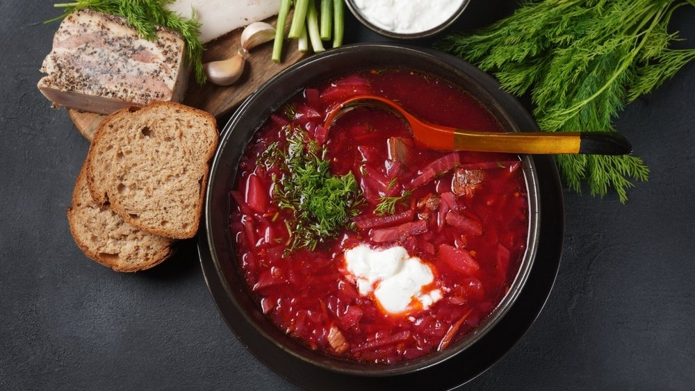 Recept na ukrajinský boršč priamo zo Ľvova. Je starý najmenej 100 rokov Recept na ukrajinský boršč priamo zo Ľvova. Je starý najmenej 100 rokov