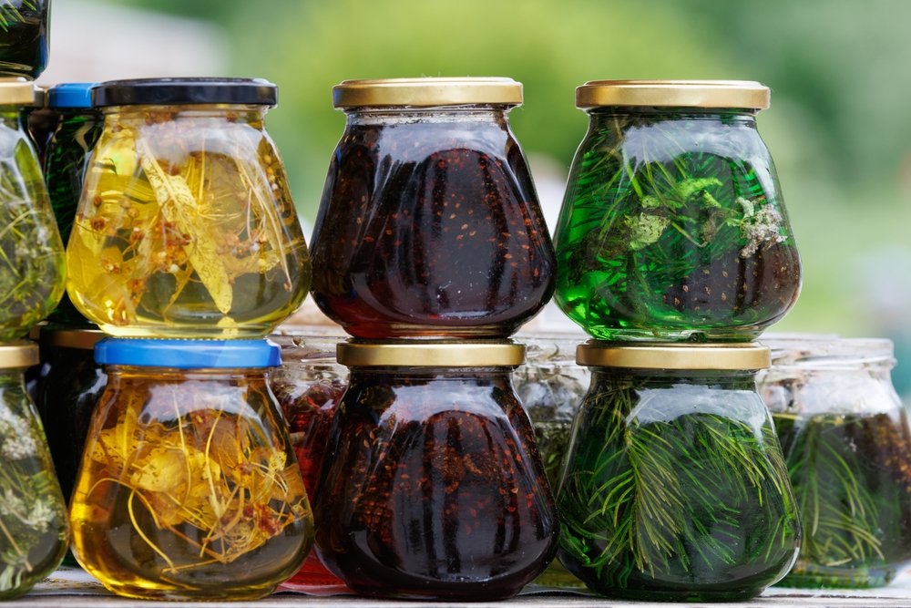 Tento studený sirup odporúčajú mamičky a staré mamy. Musí byť pripravený v júni Tento studený sirup odporúčajú mamičky a staré mamy. Musí byť pripravený v júni