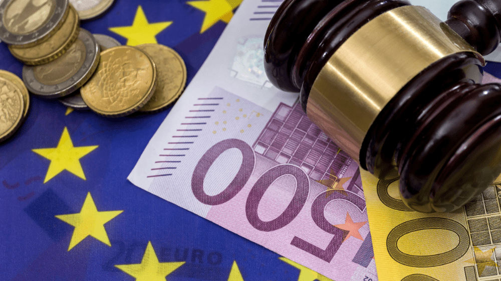 V Európskej únií vznikol nový úrad. Jeho šéf zarobí za rok takmer 300-tisíc eur V Európskej únií vznikol nový úrad. Jeho šéf zarobí za rok takmer 300-tisíc eur