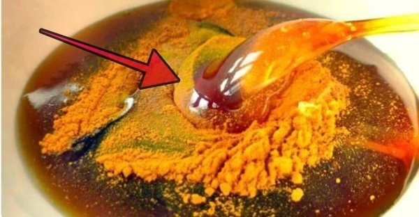 Babička vždy zmiešala iba 1 lyžičku medu s touto jej tajnou ingredienciou a dokázala si vyliečiť všetky jej neduhy! Babička vždy zmiešala iba 1 lyžičku medu s touto jej tajnou ingredienciou a dokázala si vyliečiť všetky jej neduhy!
