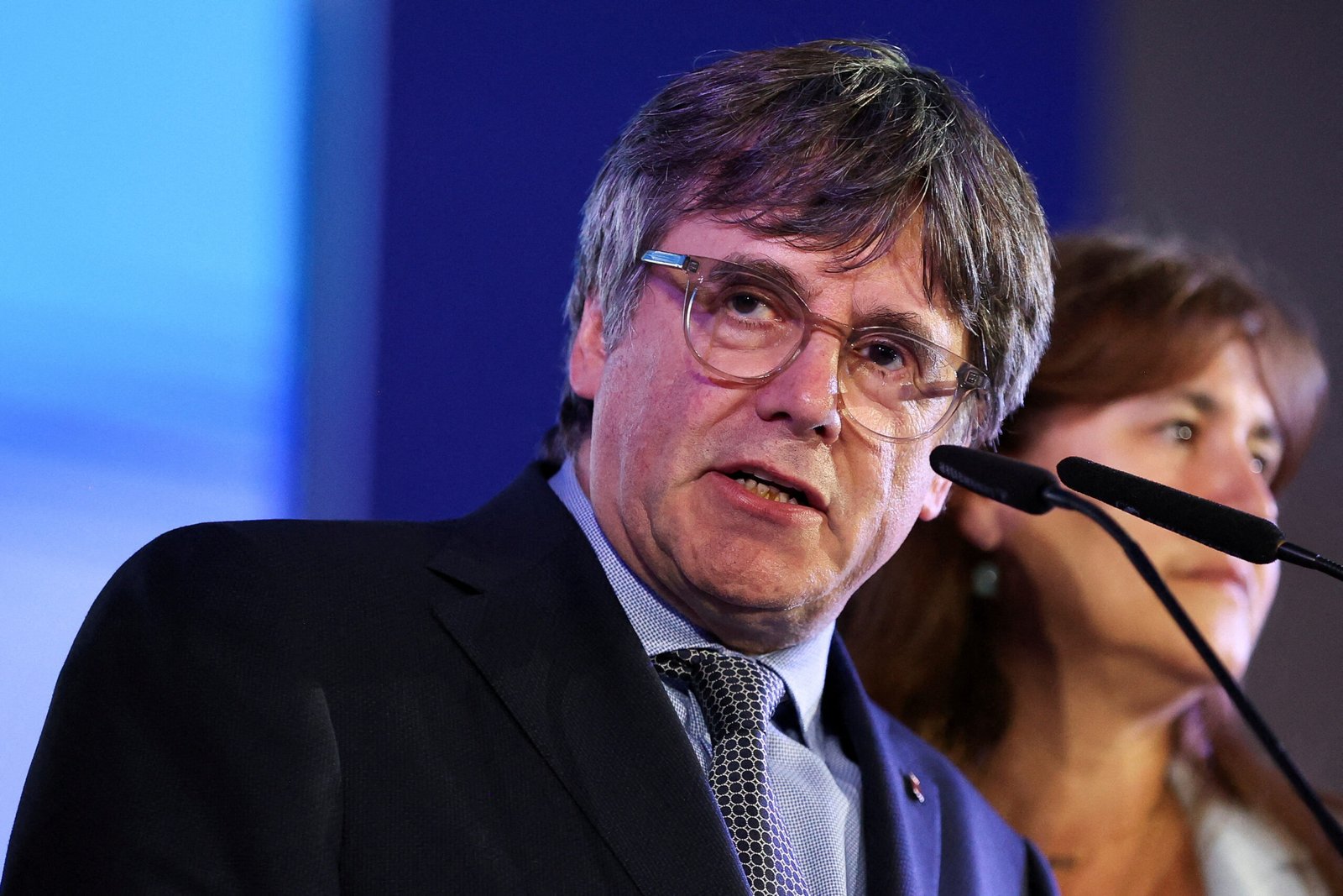 Katalánski lídri zostávajú v exile. Puigdemont prirovnal sudcov Najvyššieho súdu k sicílskej mafii Katalánski lídri zostávajú v exile. Puigdemont prirovnal sudcov Najvyššieho súdu k sicílskej mafii