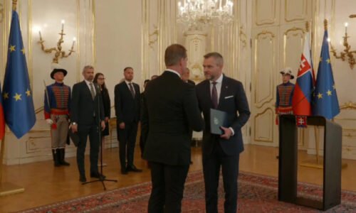 Prezident Pellegrini odovzdal poverovacie listiny novým veľvyslancom SR v Izraeli a pri NATO (video)